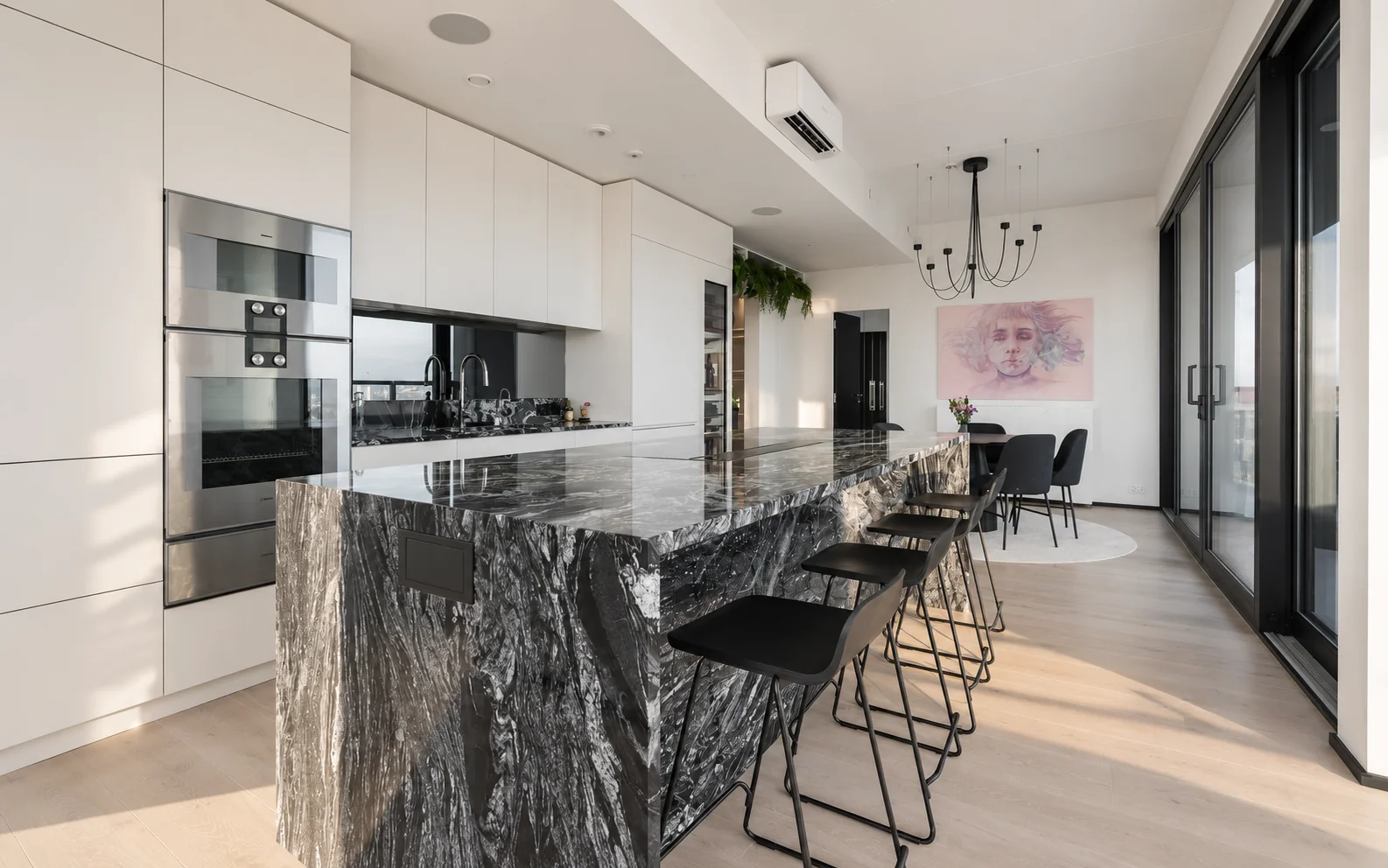 The kitchen at Seebi 1