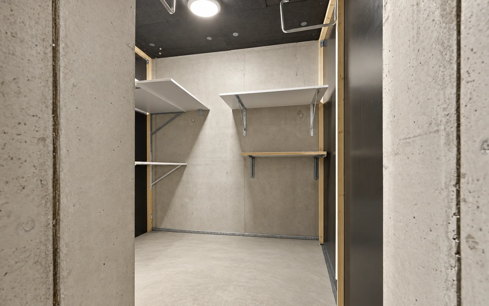 The underground car lifts at Seebi 1